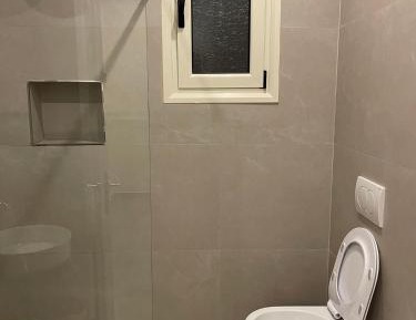 Classic One-Bedroom Apartment with King Bed