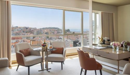 Premium Suite