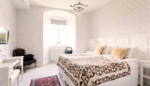 Superior Double Room - Castle