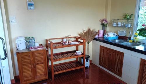 Family Room with Mountain View