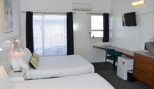 Queen Studio (Pet friendly)