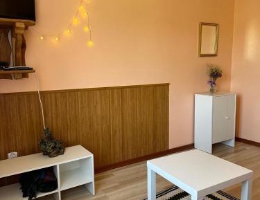 Single Room with Shared Shower and Toilet