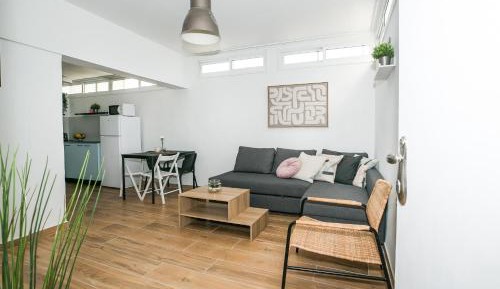 Deluxe Two-Bedroom Apartment