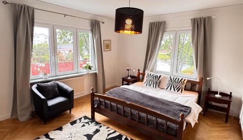 Two-Bedroom Apartment with City View