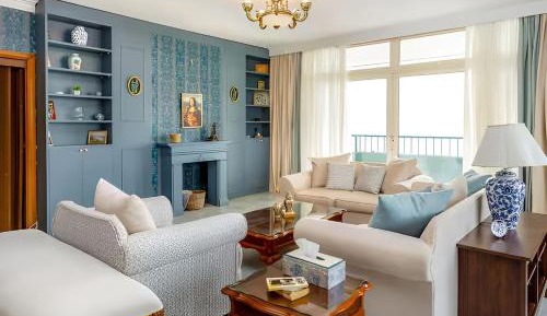 Five-Bedroom Premium Apartment