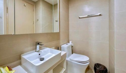 Three-Bedroom Apartment with Ocean View