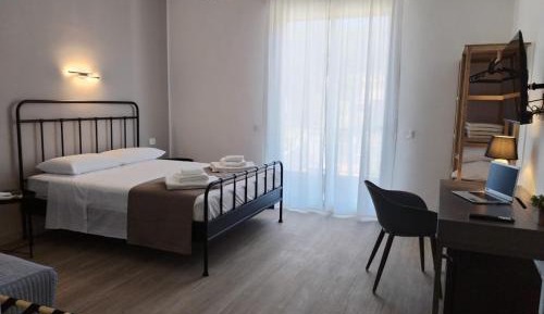 Triple Room with Private Bathroom