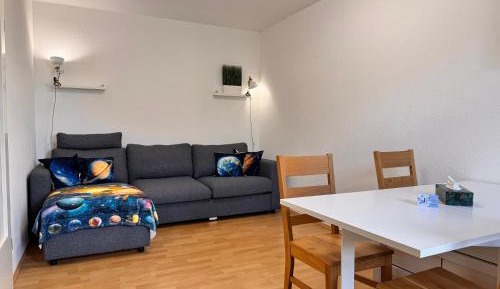 One-Bedroom Apartment - Non-Smoking