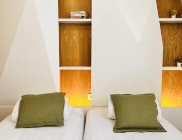 Standard Twin Room