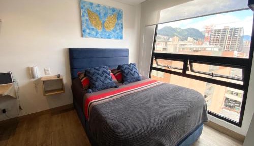 One-Bedroom Apartment with City View