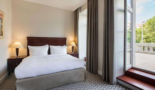 Premium Room with Terrace and View