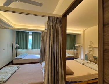 Quadruple Room with Shared Bathroom