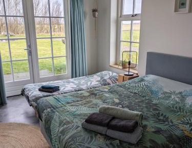 Triple Room with Bathroom