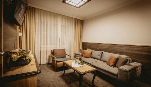 Business Apartment with Garden View