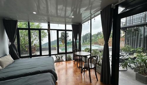 Family Room with Lake View