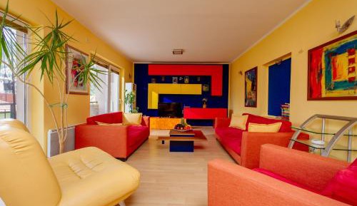 Apartment - Split Level
