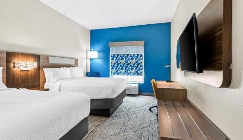 Standard Queen Room with Two Queen Beds