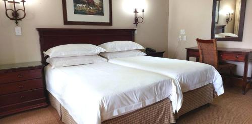 Standard Twin Room with Garden View