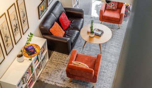 Two-Bedroom Deluxe Apartment with Balcony