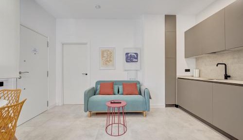 One-Bedroom Apartment