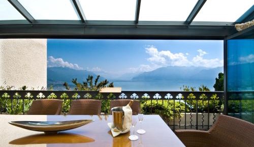 Royal Suite, 2 bedrooms, balcony and lake view