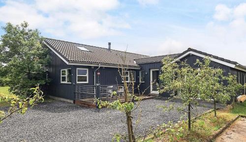 Four-Bedroom Holiday Home