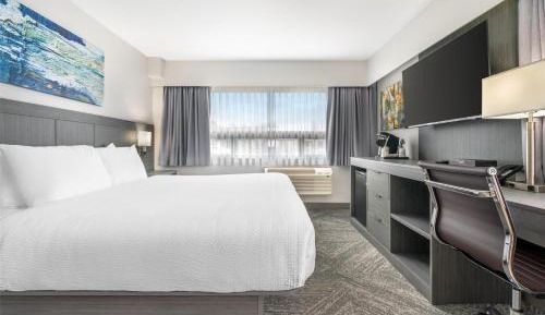 King Room with Kitchenette - Non-Smoking