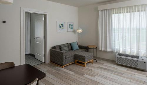 One-Bedroom Suite