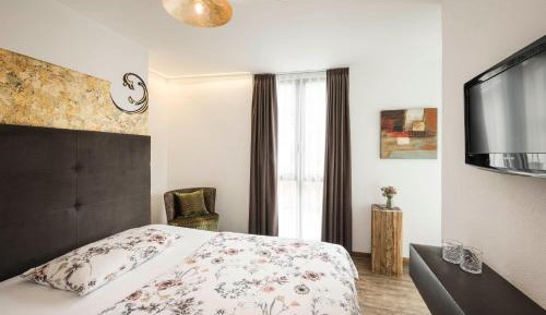 Single Room with Balcony