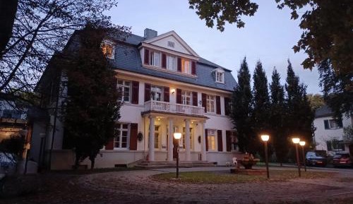 Family Room with Private Bathroom
