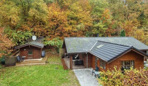 Three-Bedroom Vacation Home 