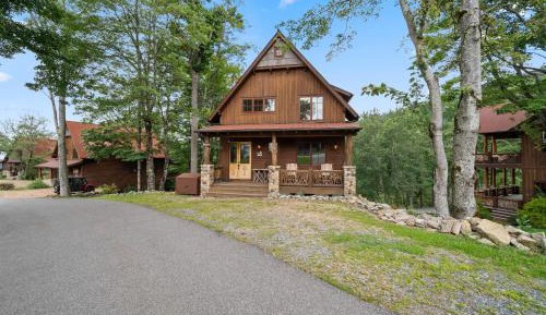 Four-Bedroom Vacation Home
