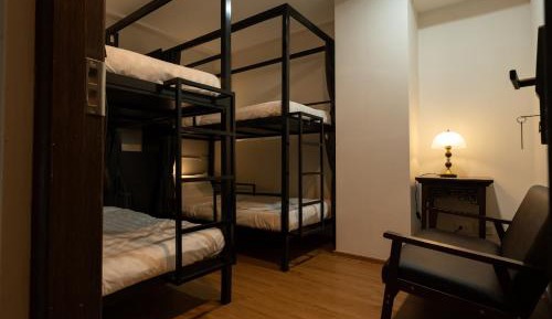 Economy Quadruple Room with Shared Bathroom
