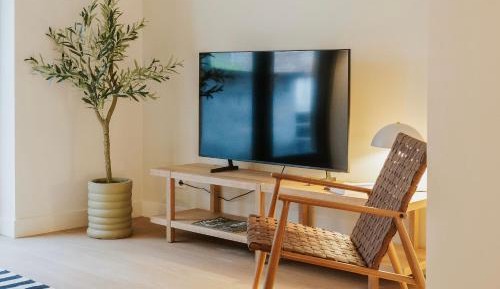 One-Bedroom Superior Apartment