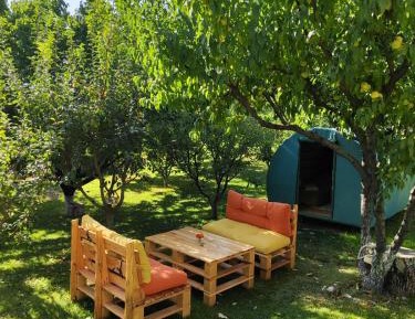 Standard Twin Room with Garden View