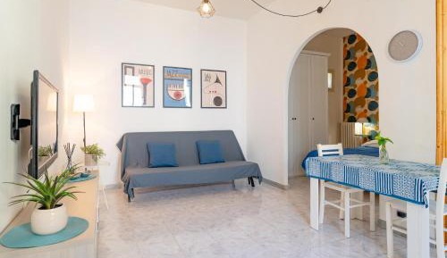 Studio Apartment with One Double Bed