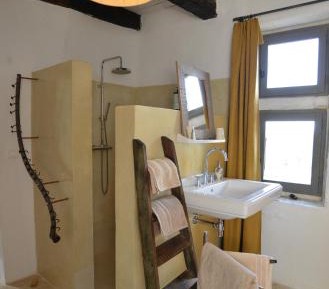 Deluxe Double Room with Shower