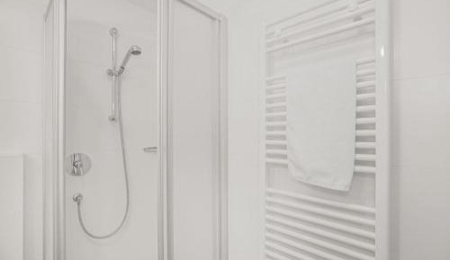 Apartment with Balcony 6/10