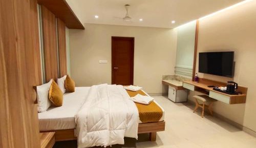 Deluxe King Room