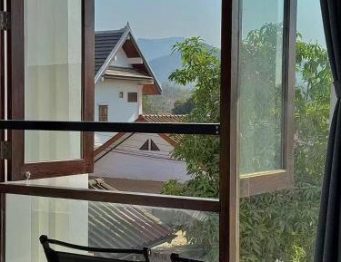 Queen Room with Garden View