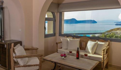 Deluxe Villa with Indoor Hot Tub