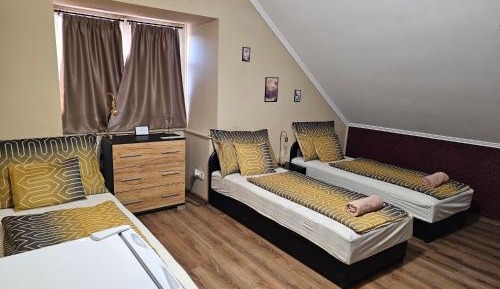 Triple Room with Bathroom