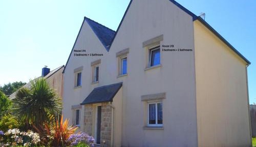 Three-Bedroom Holiday Home 