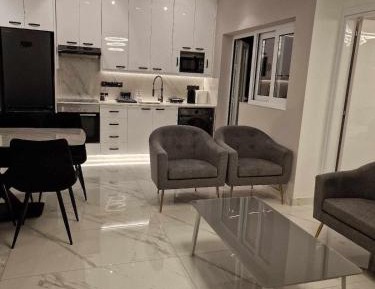 Three-Bedroom Premium Apartment with Balcony