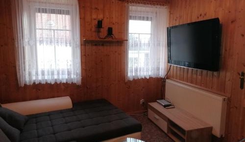 Room #1276256403