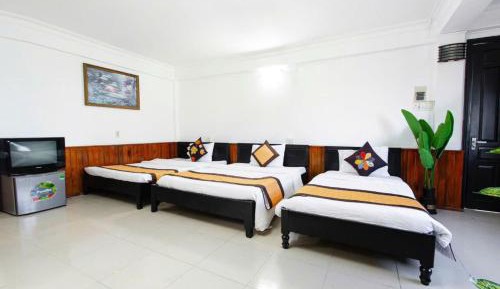 Deluxe Family Room