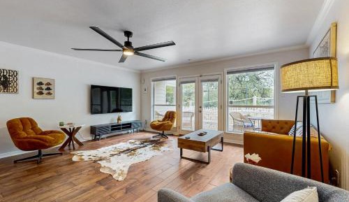 One Bedroom Apartment