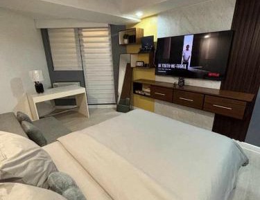 Suite with Pool View