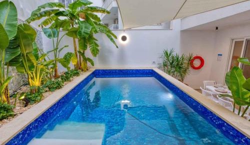 Suite with Private Pool