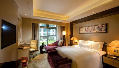 Executive King Room